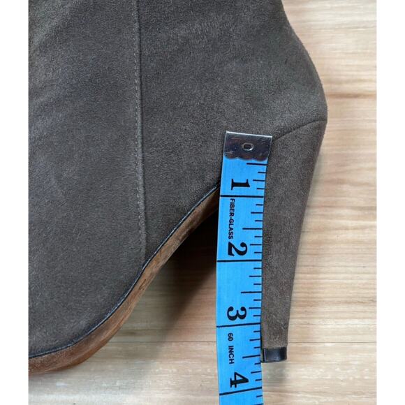 IRO women’s Suede Bootie sz 38 Taupe 3.5” Heel & Pointed Toe $625 - US 7 to 7.5 - Picture 7 of 12